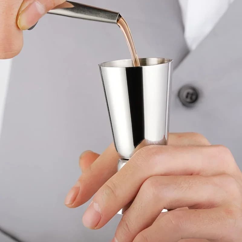 Nerezová obojstranná barová odmerka na alkohol a koktaily (jigger)