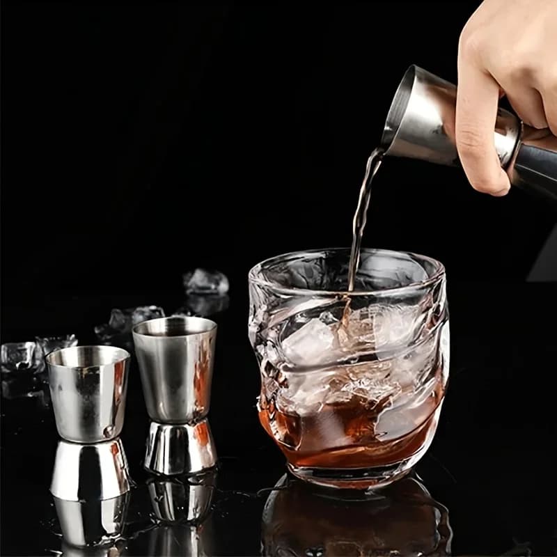 Nerezová obojstranná barová odmerka na alkohol a koktaily (jigger)